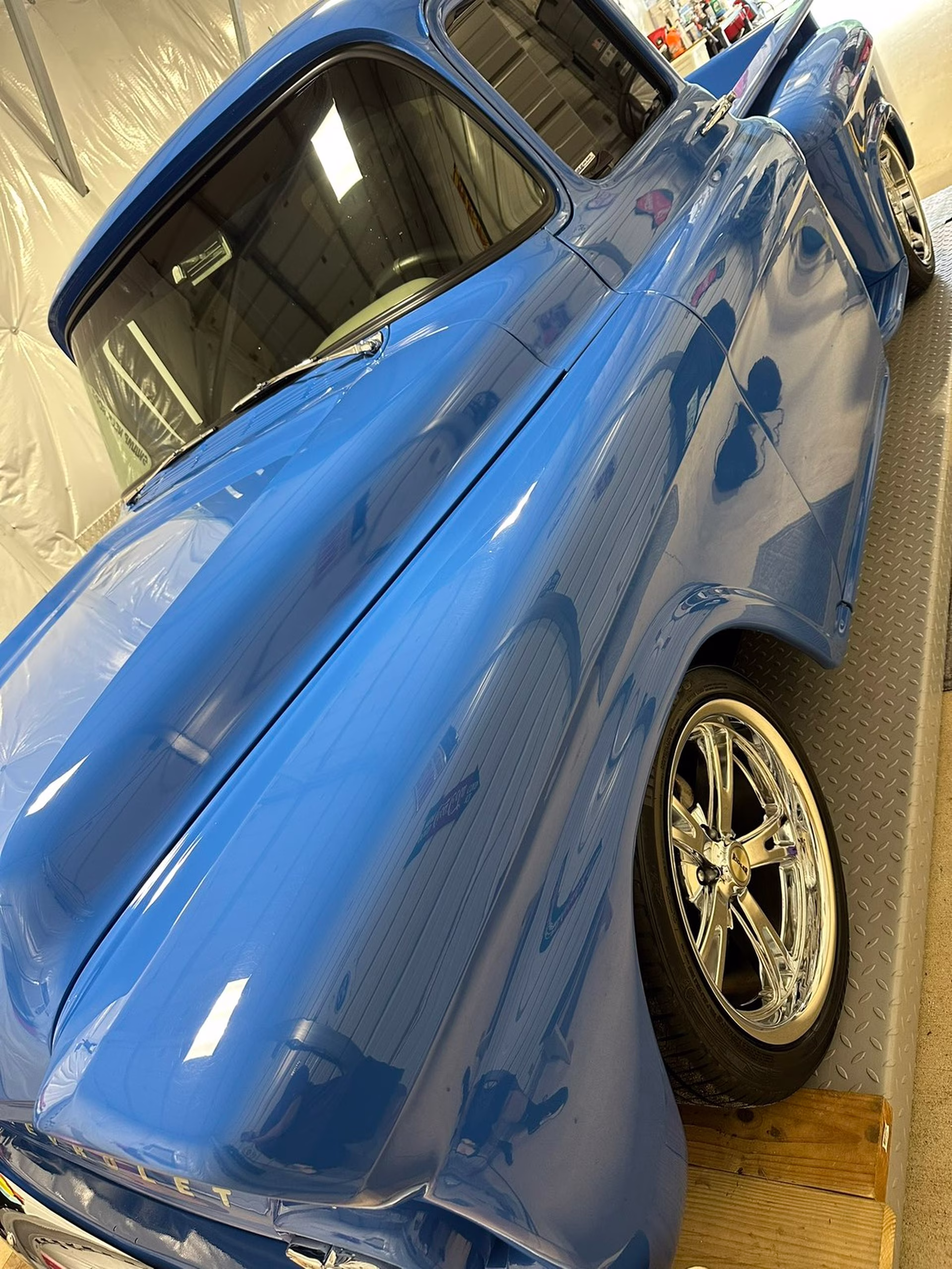 Vehicle detailing showcase