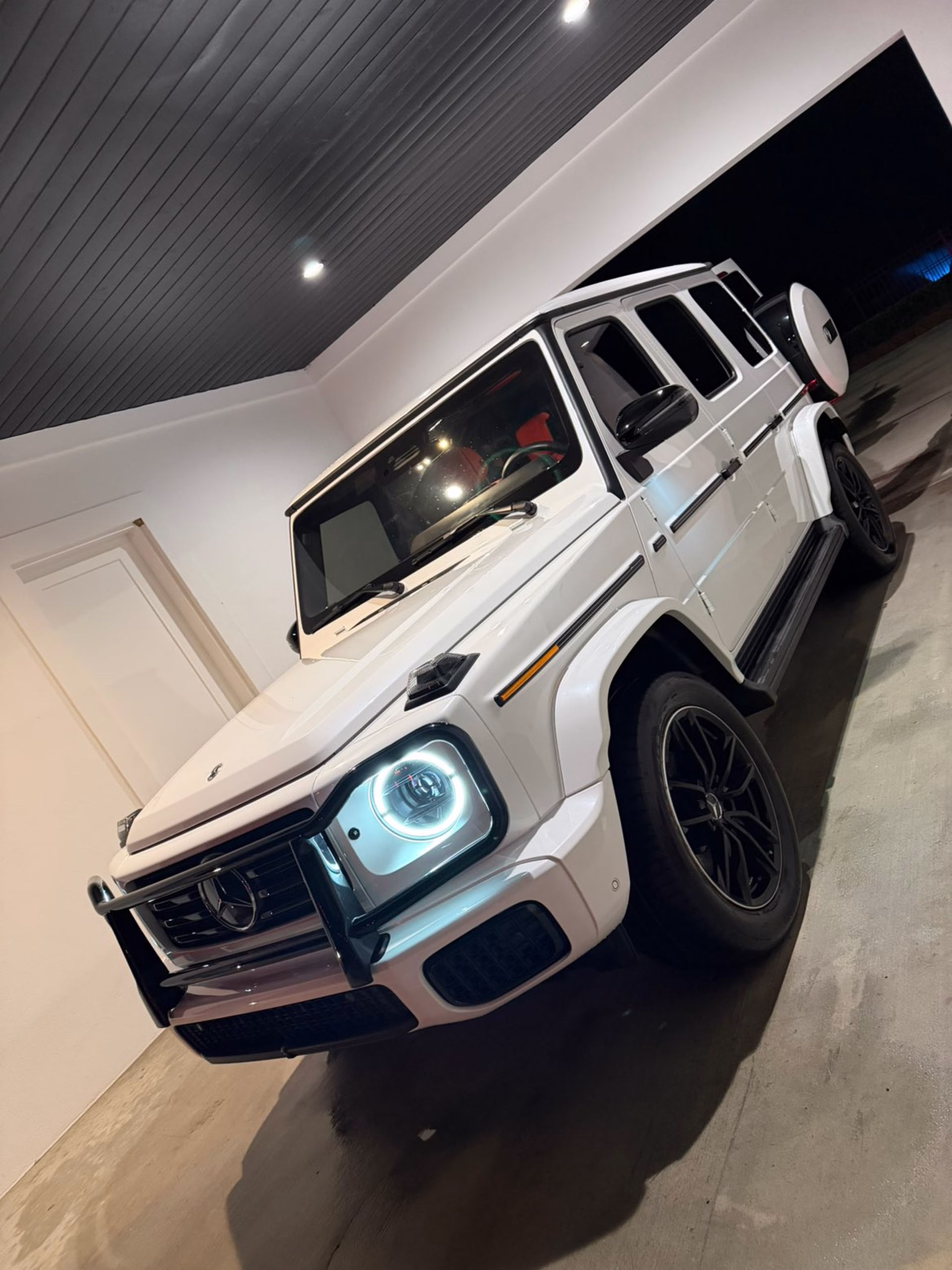Vehicle detailing showcase